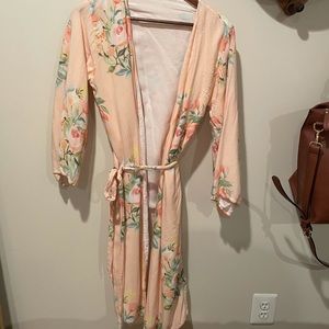 Lightweight robe